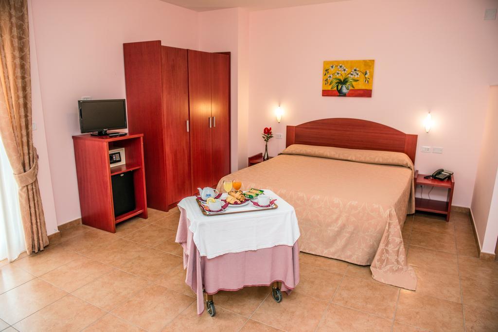 Hotel Delle More Vieste Exteriér fotografie
